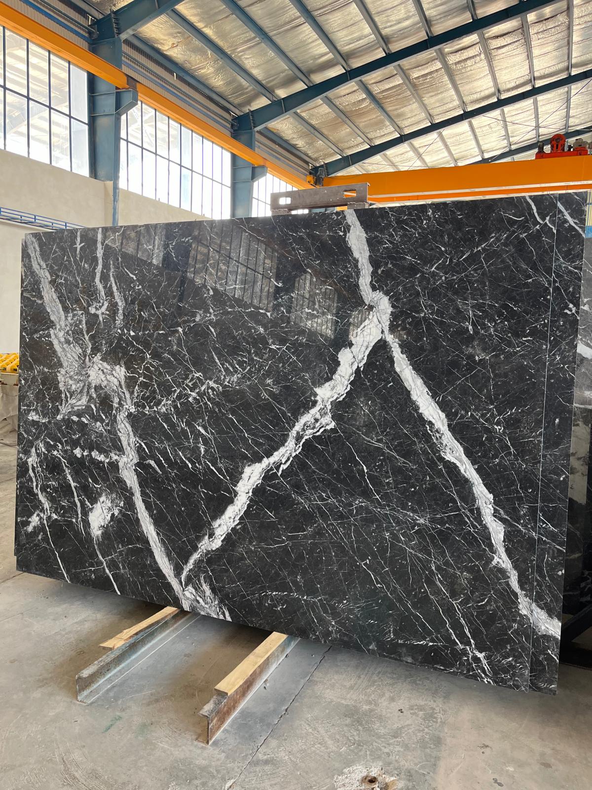 Dehbid Symphony black marble in iran