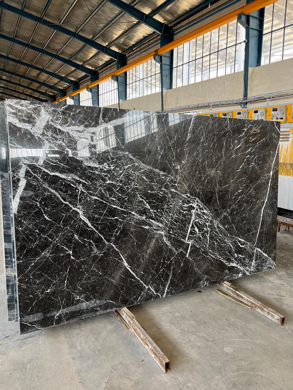 Dehbid Symphony black marble in iran